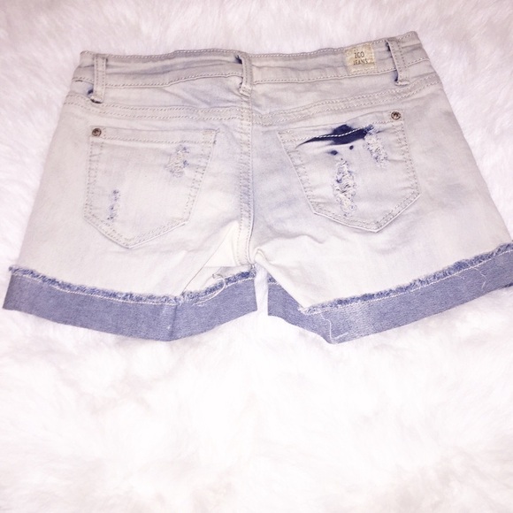 ZCO Light Wash Distressed Jeans Shorts size 7 - Picture 1 of 5